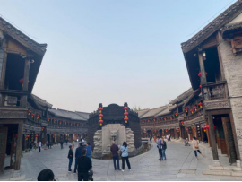 瑞麗金康物業(yè)管理集團(tuán)倡導(dǎo)兌現(xiàn)文化，去年表彰人員實(shí)現(xiàn)旅游夢(mèng)想 ！